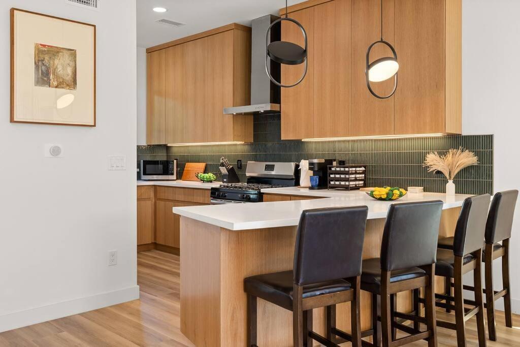 Rooftop 3b 3ba House Near Dodger Stadium And Dtla Holiday home Los Angeles