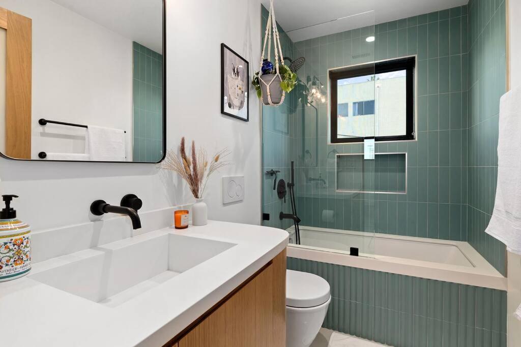 Rooftop 3b 3ba House Near Dodger Stadium And Dtla Hébergement de vacances